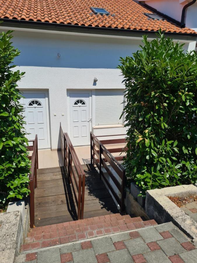 Apartman Velly Ядраново Екстериор снимка