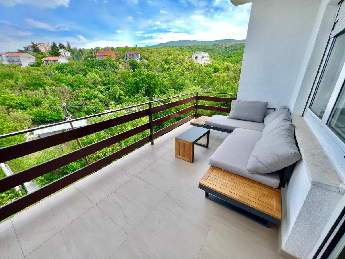 Apartman Velly Ядраново Екстериор снимка